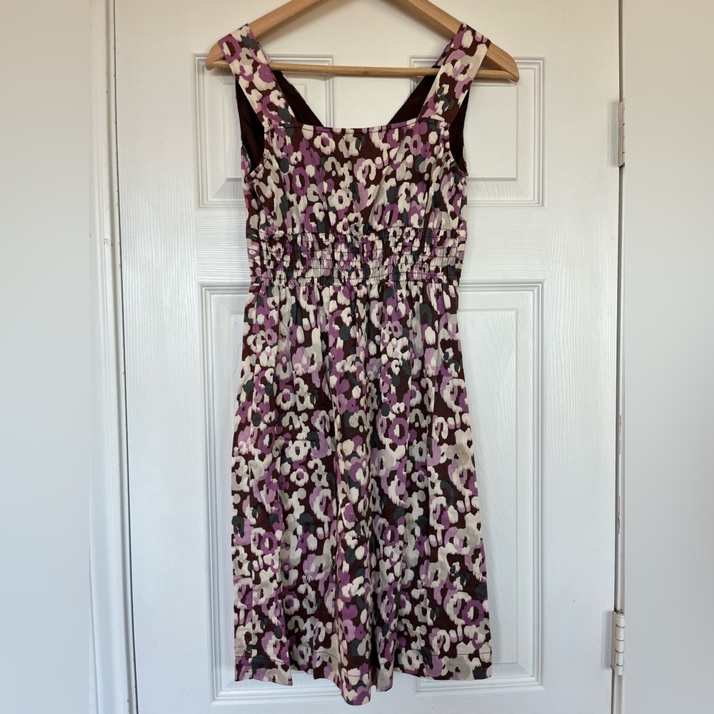 Merona floral v-neck pleated smocked dress in lilac purple and white. - Picture 3 of 4